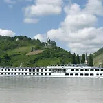 Botel Fairtours Hotelschiff Rembrandt Van Rijn *