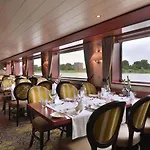 Botel Fairtours Hotelschiff Rembrandt Van Rijn Dusseldorf