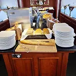 Botel Fairtours Hotelschiff Rembrandt Van Rijn Dusseldorf
